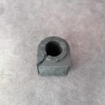 c8245-vtulka-stabilizatora-ford-focus-3-perednego.jpg
